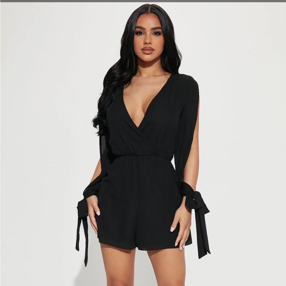 Brand new with tags. Fashion nova black romper. Size large. Chiffon